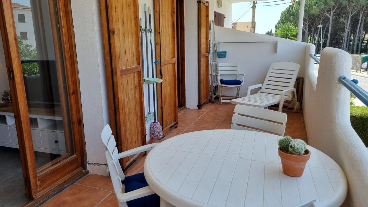 Apartamento Familiar Con Piscina Y Wifi L' Escala Dış mekan fotoğraf